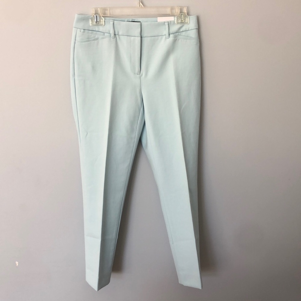 NWT White House Black Market Slim Ankle Pant in “Shoreline”